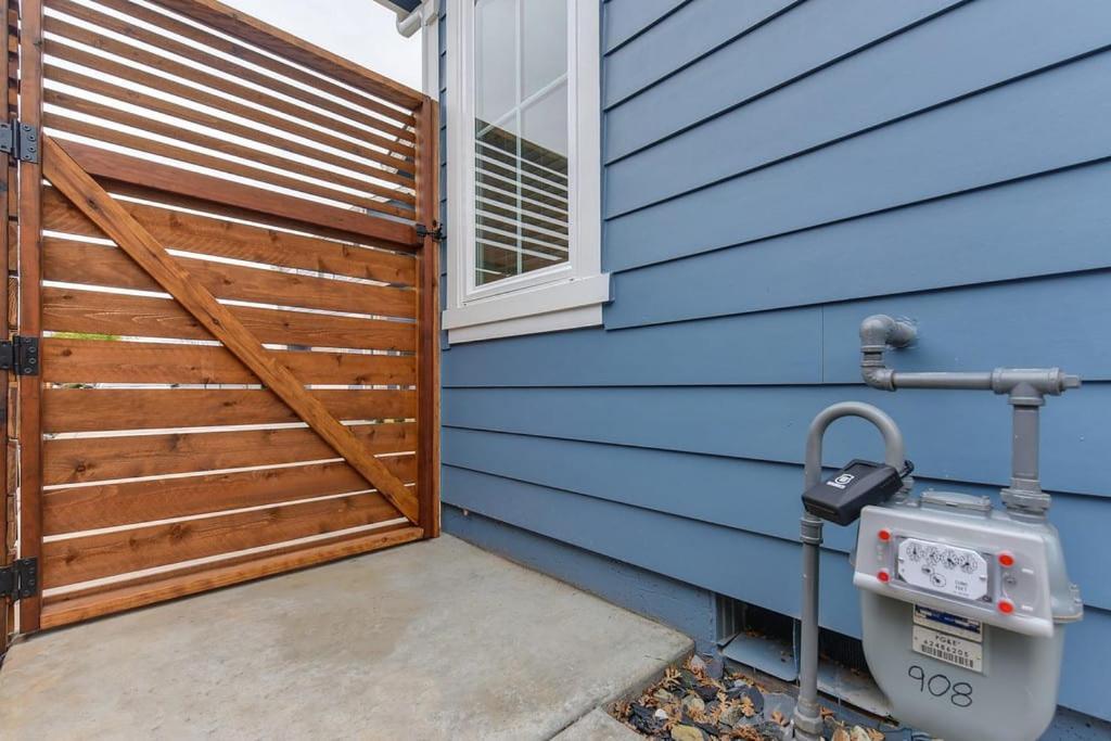 Rustic Modern Home Near Sutter St &Historic Folsom Exterior photo