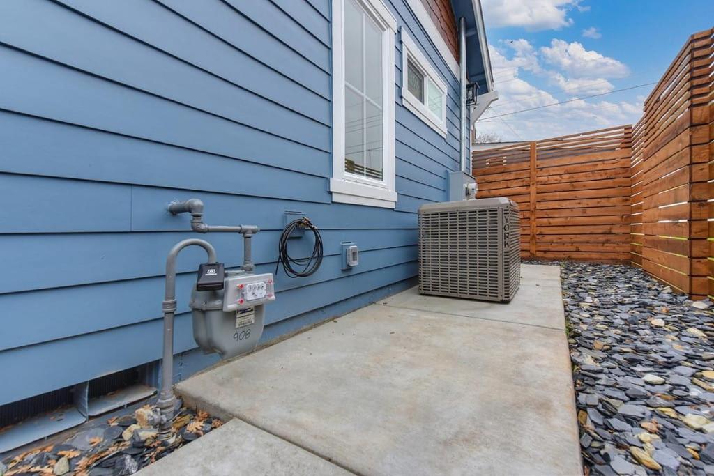 Rustic Modern Home Near Sutter St &Historic Folsom Exterior photo